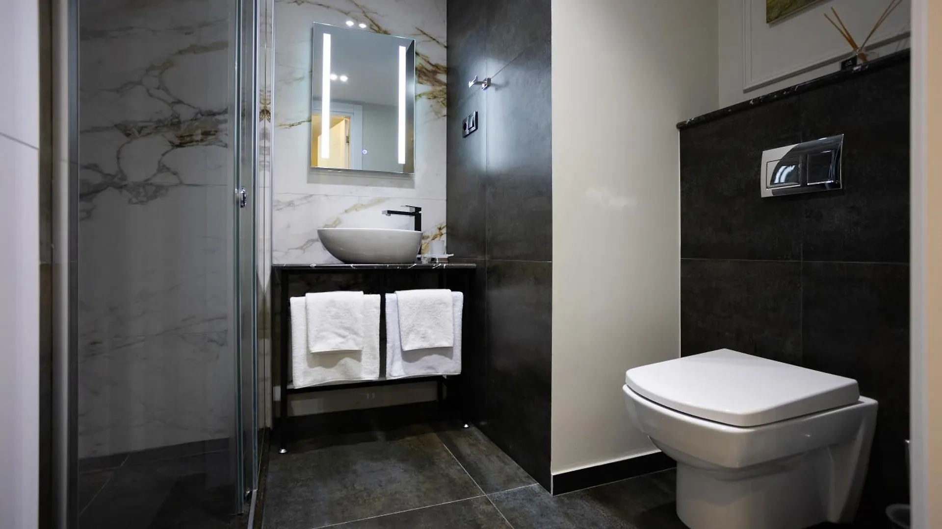 Beach Apartment Batumi 0*,